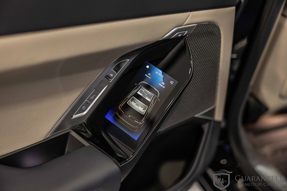 2025 BMW 760I - Image 35