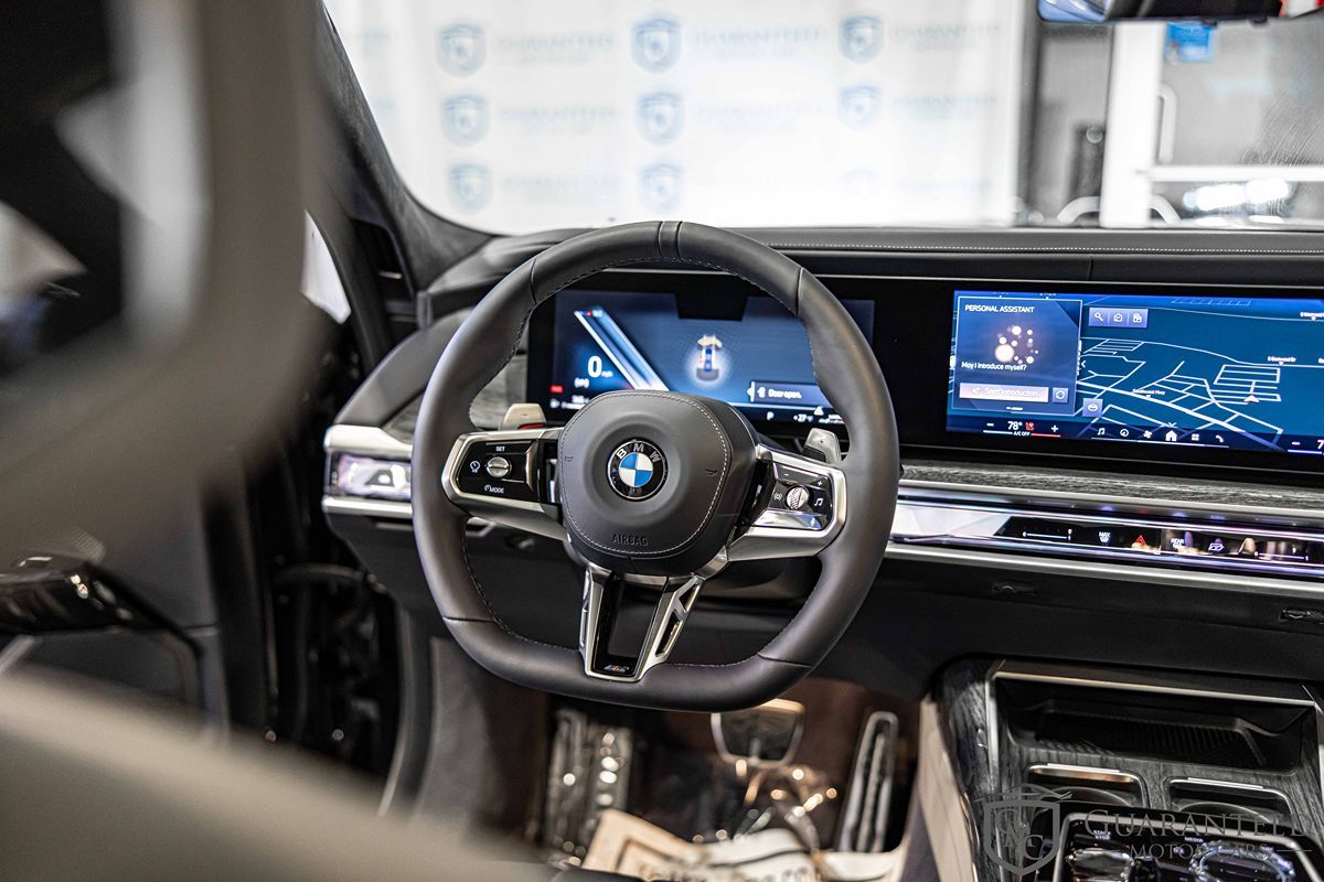 2025 BMW 760I - Image 37