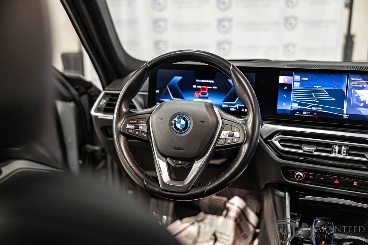 2023 BMW I4 - Image 36
