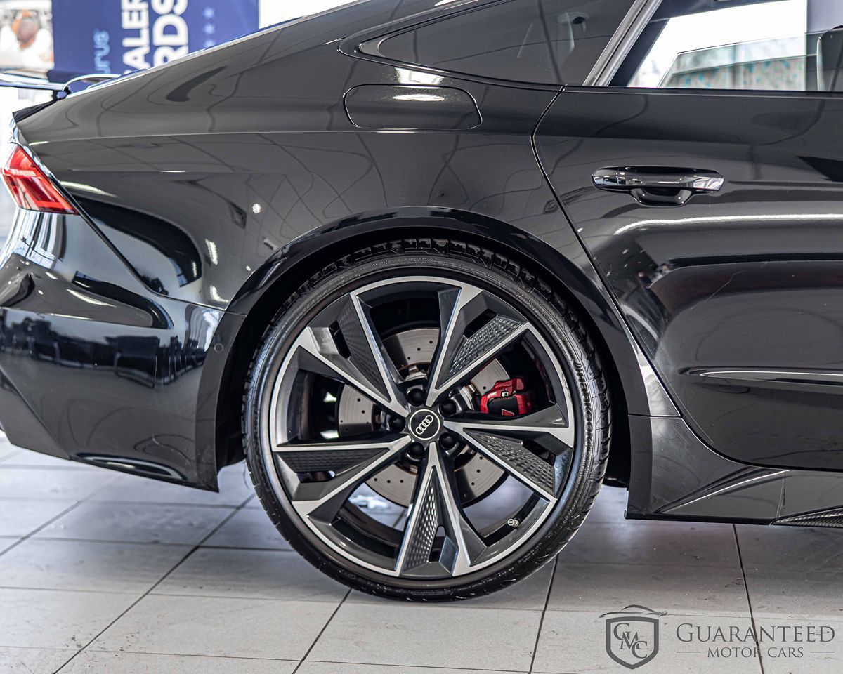 2023 AUDI RS 7 - Image 10