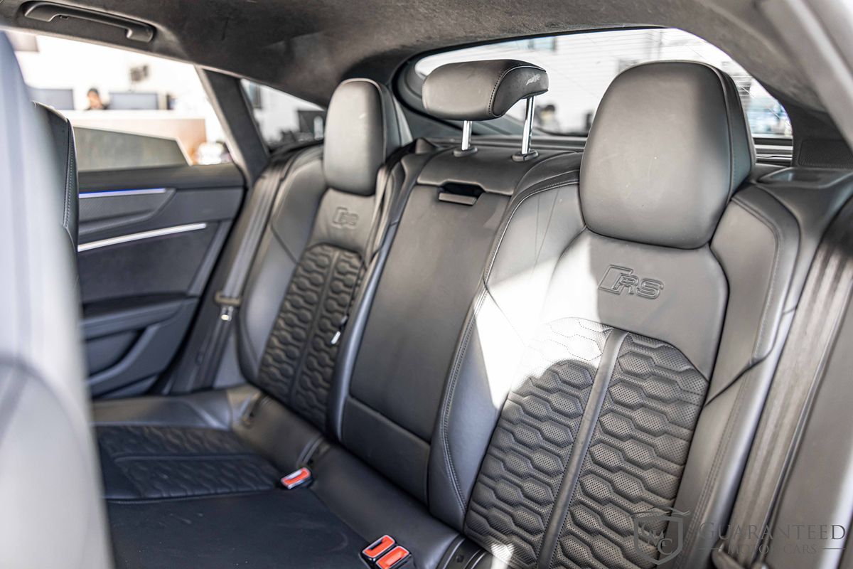 2023 AUDI RS 7 - Image 32