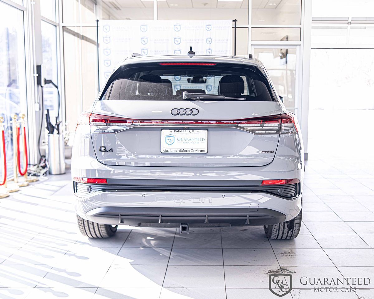 2024 AUDI Q4 - Image 13