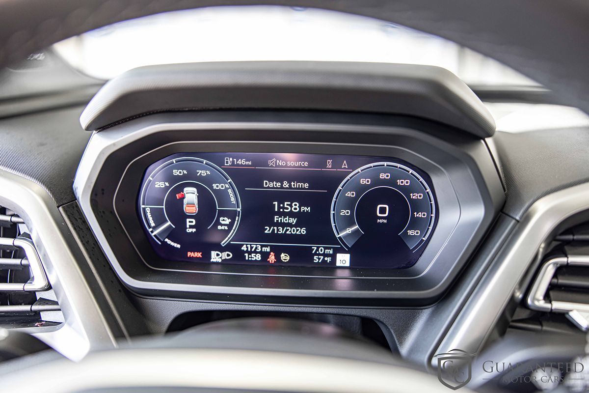 2024 AUDI Q4 - Image 24