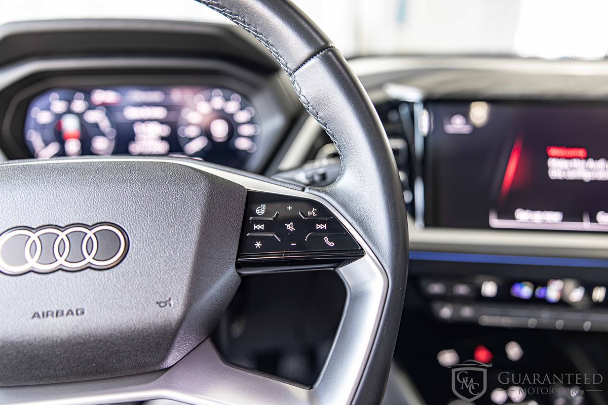 2024 AUDI Q4 - Image 26