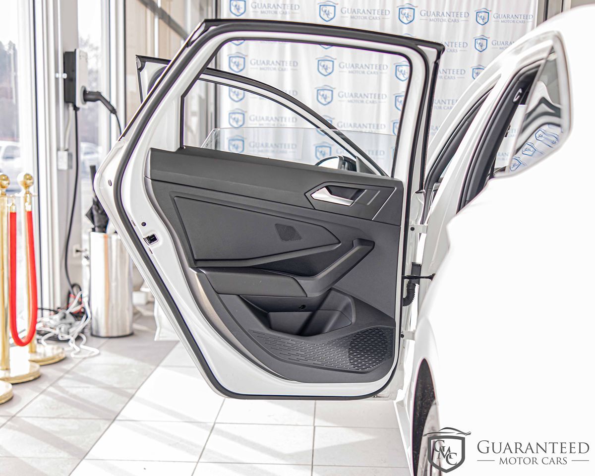 2023 VOLKSWAGEN JETTA - Image 31