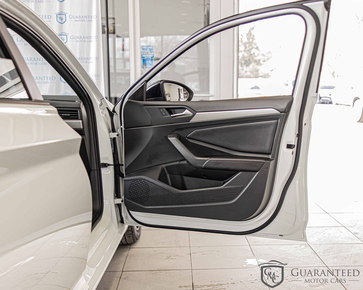 2023 VOLKSWAGEN JETTA - Image 37