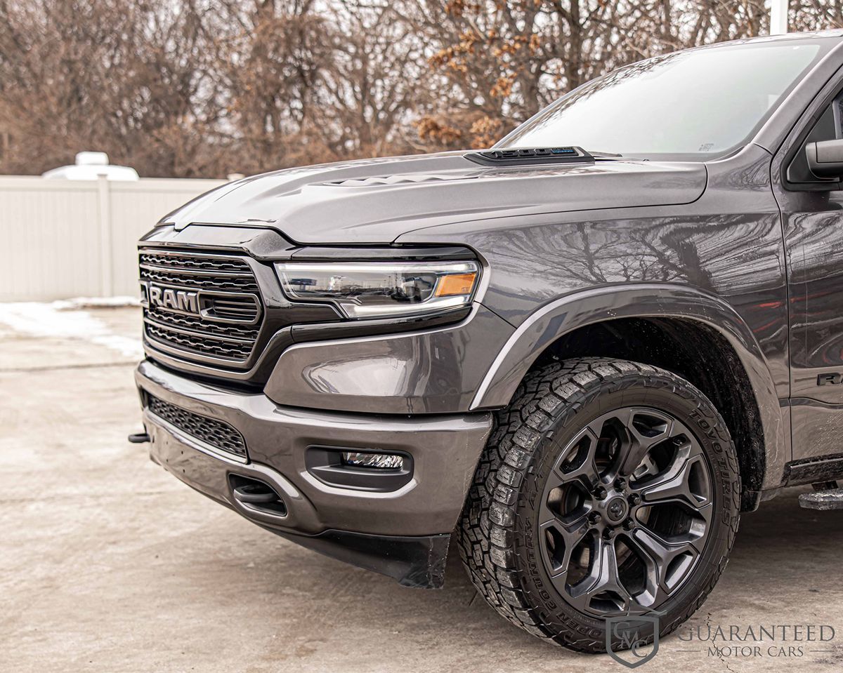 2023 RAM 1500 - Image 4