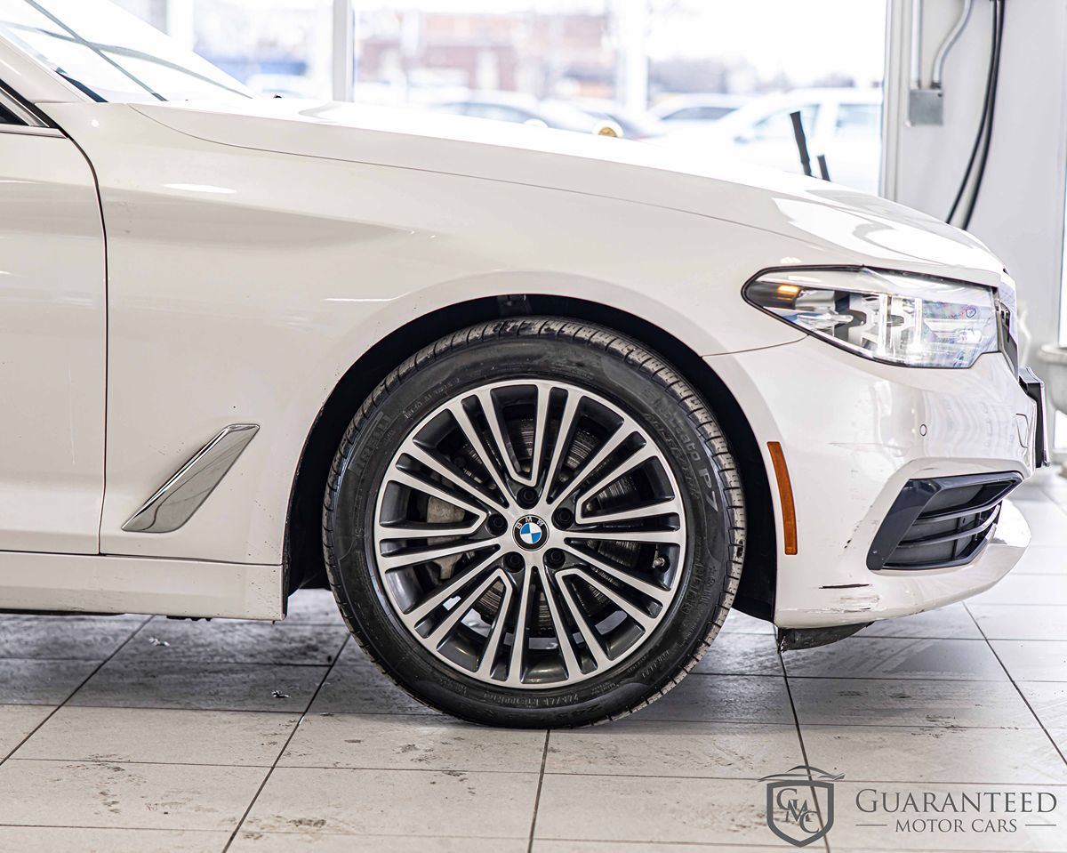 2019 BMW 540I - Image 9