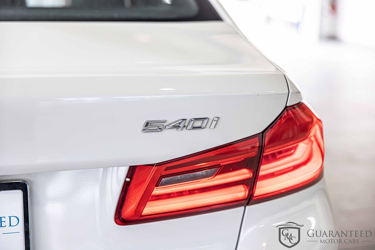 2019 BMW 540I - Image 15