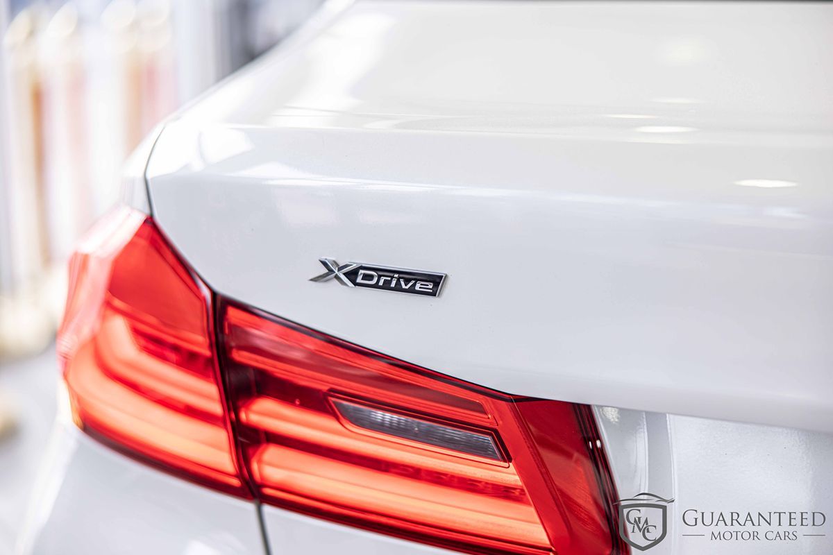 2019 BMW 540I - Image 14