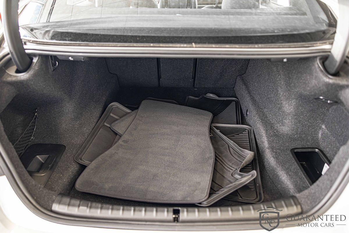 2019 BMW 540I - Image 16