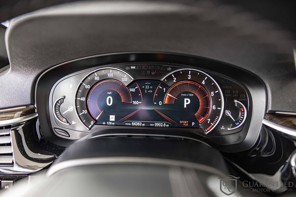 2019 BMW 540I - Image 23