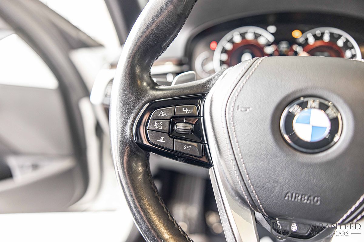 2019 BMW 540I - Image 24