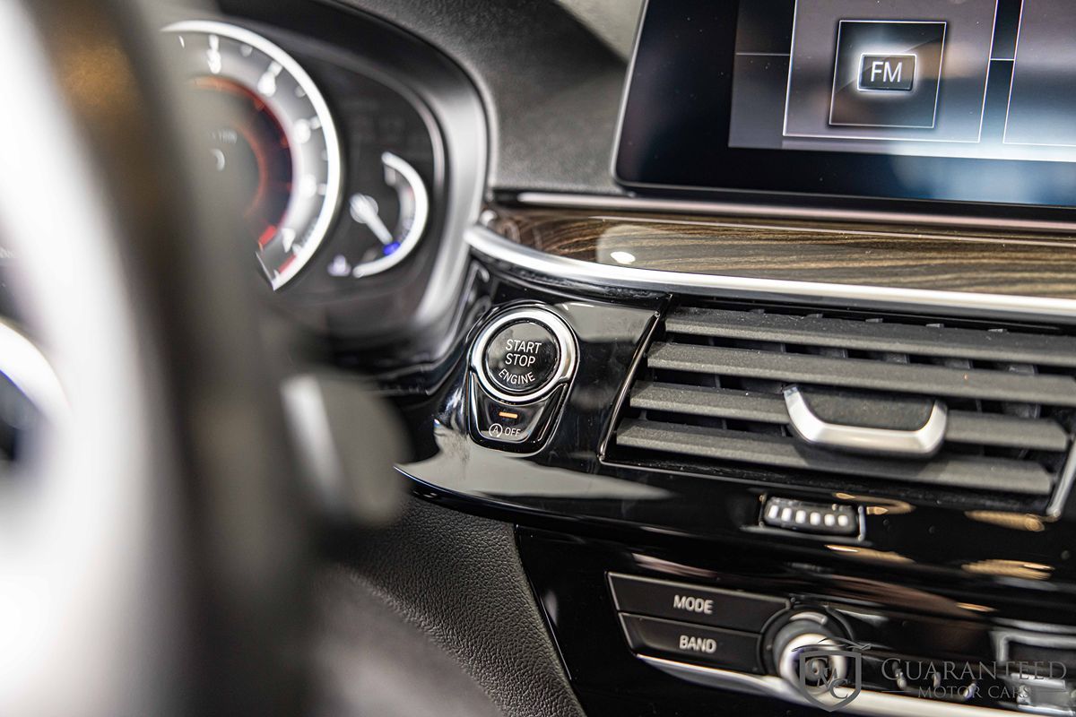 2019 BMW 540I - Image 29