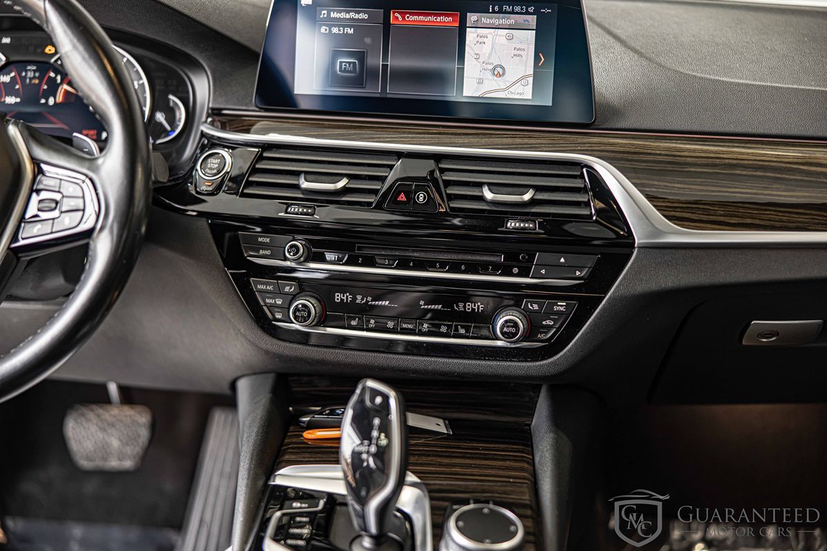 2019 BMW 540I - Image 37