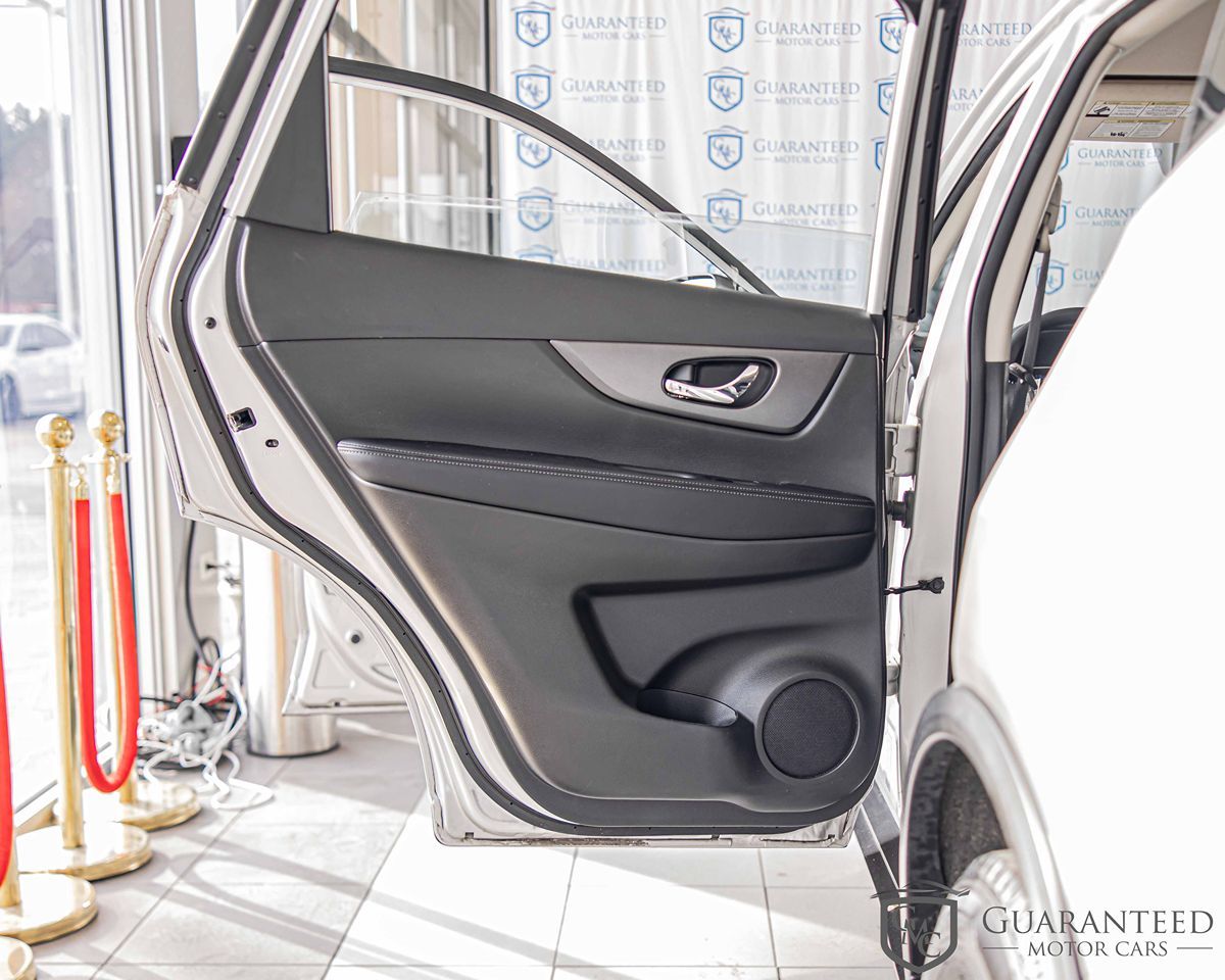 2016 NISSAN ROGUE - Image 29