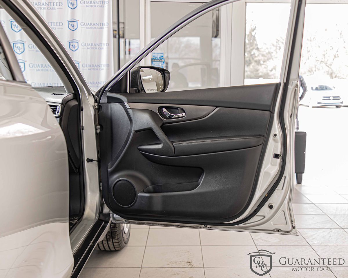 2016 NISSAN ROGUE - Image 35