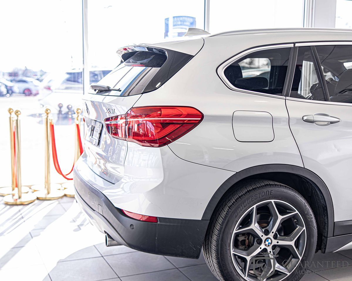 2017 BMW X1 - Image 12