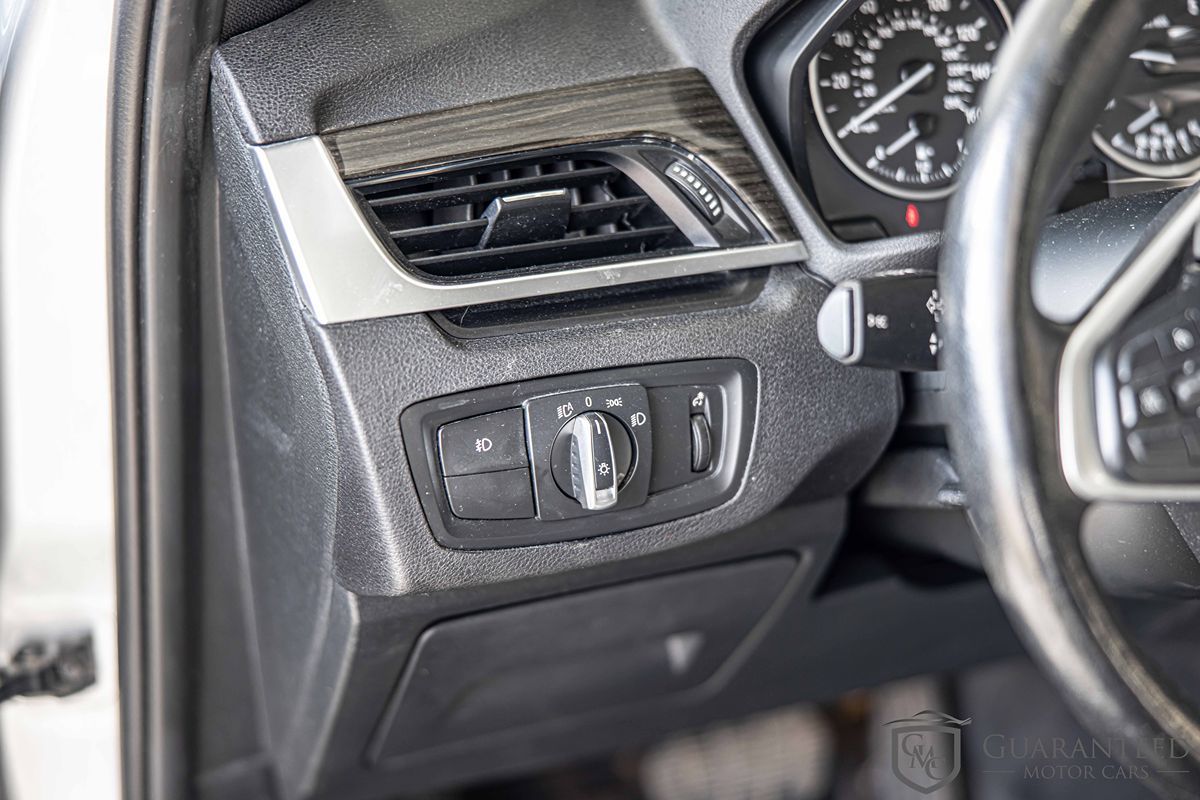 2017 BMW X1 - Image 21