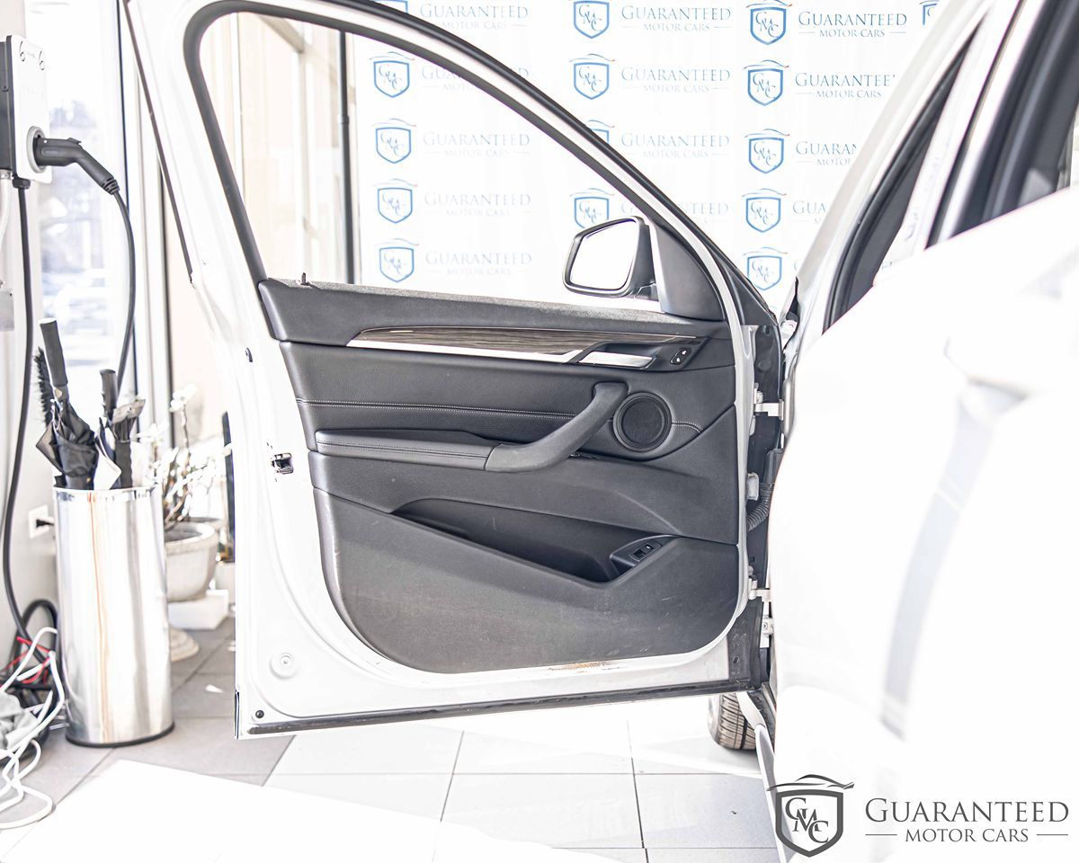 2017 BMW X1 - Image 33