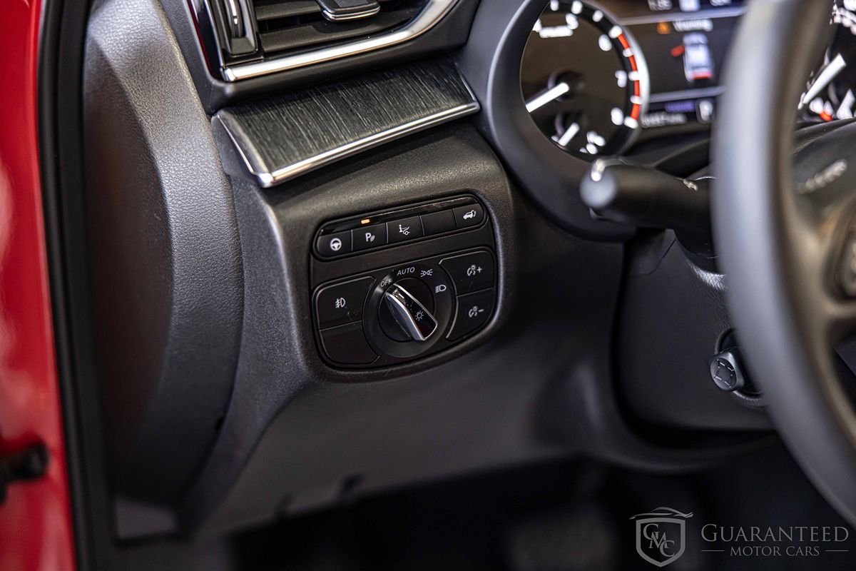 2022 INFINITI QX55 - Image 21