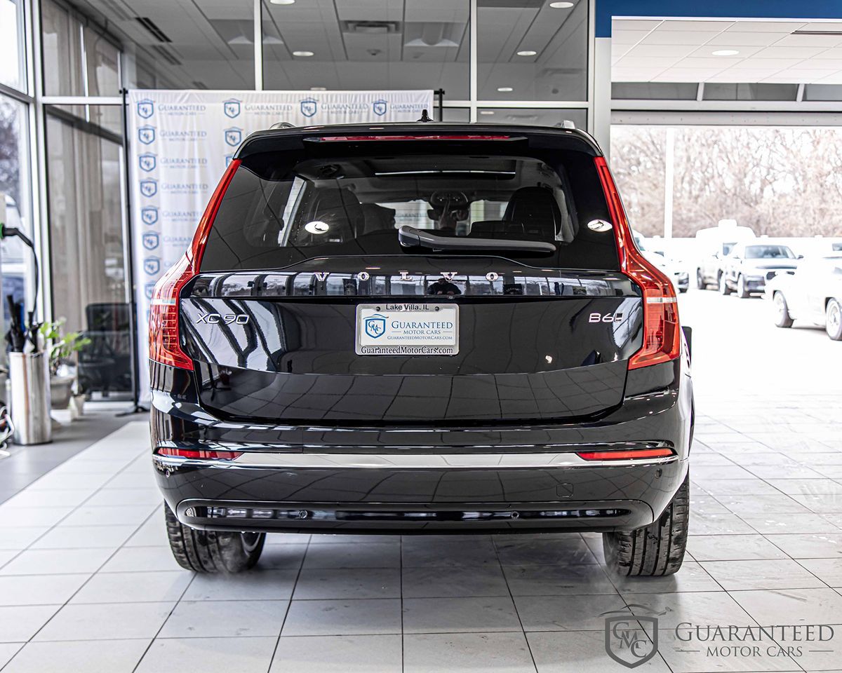 2023 VOLVO XC90 - Image 13