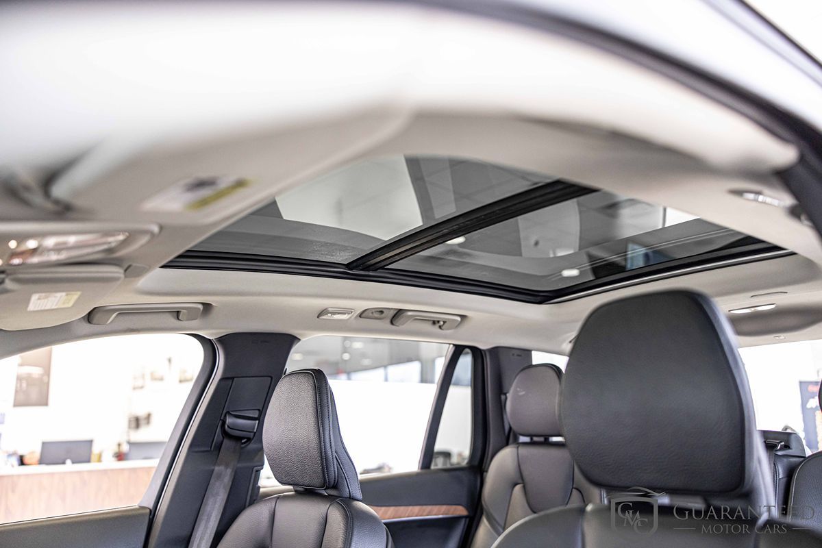 2023 VOLVO XC90 - Image 20