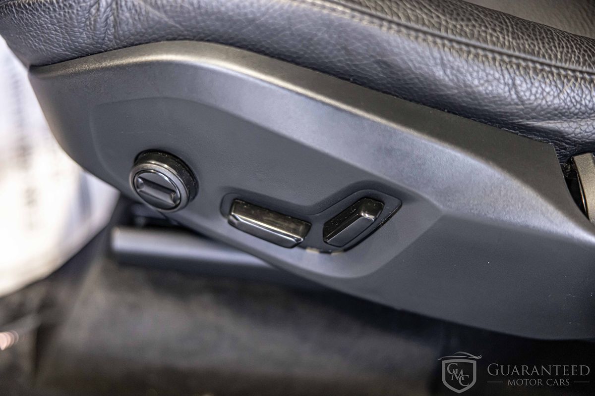 2023 VOLVO XC90 - Image 23