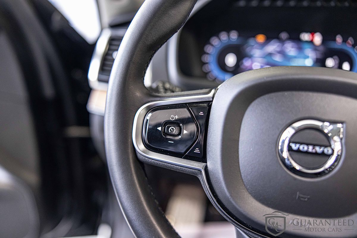 2023 VOLVO XC90 - Image 25