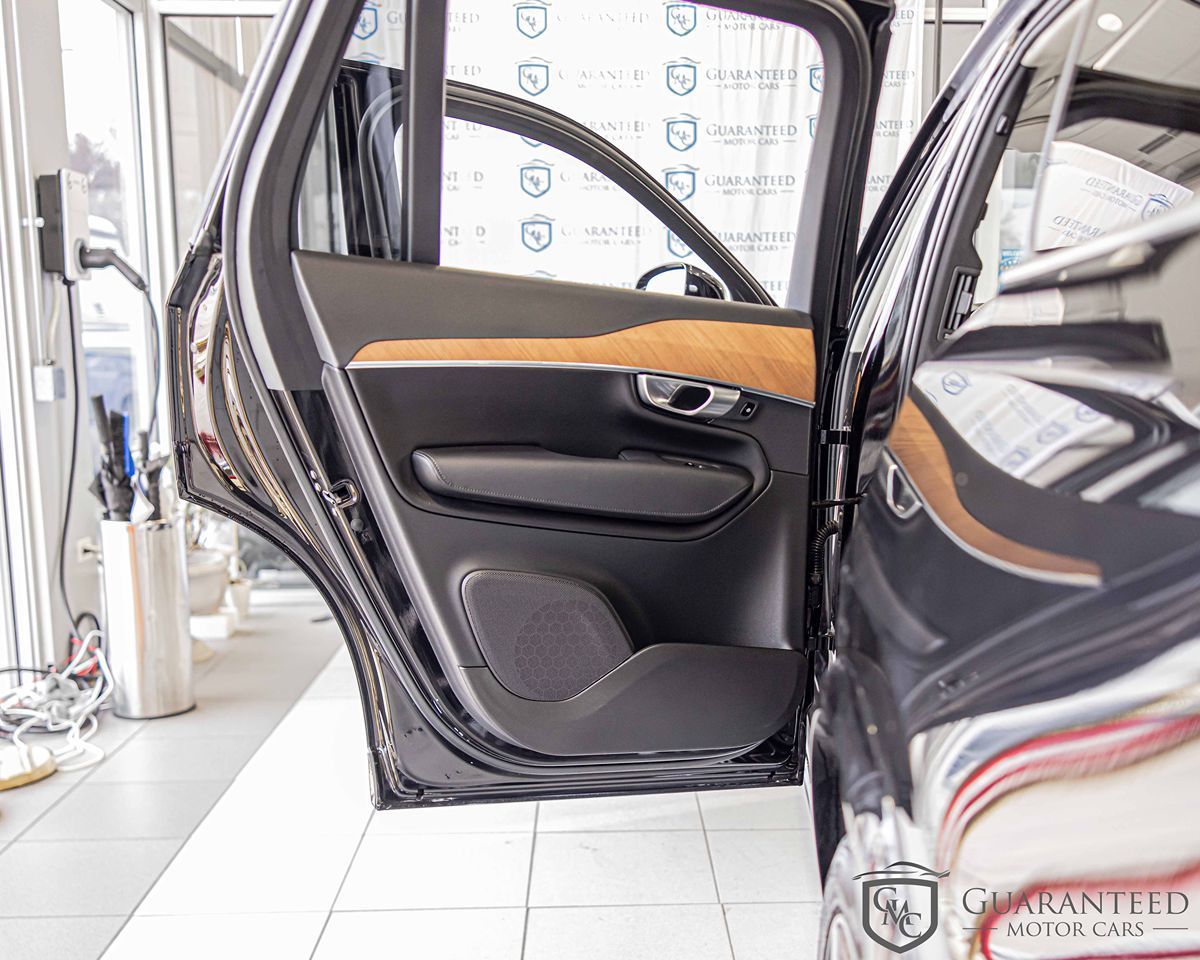 2023 VOLVO XC90 - Image 34