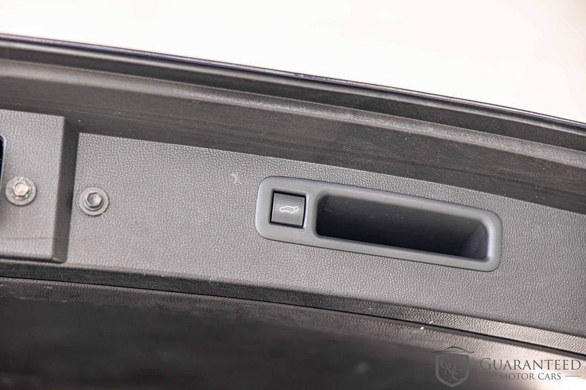 2021 TOYOTA HIGHLANDER - Image 18