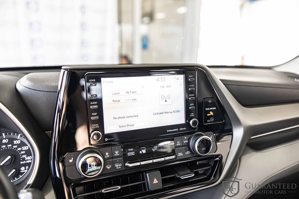 2021 TOYOTA HIGHLANDER - Image 28