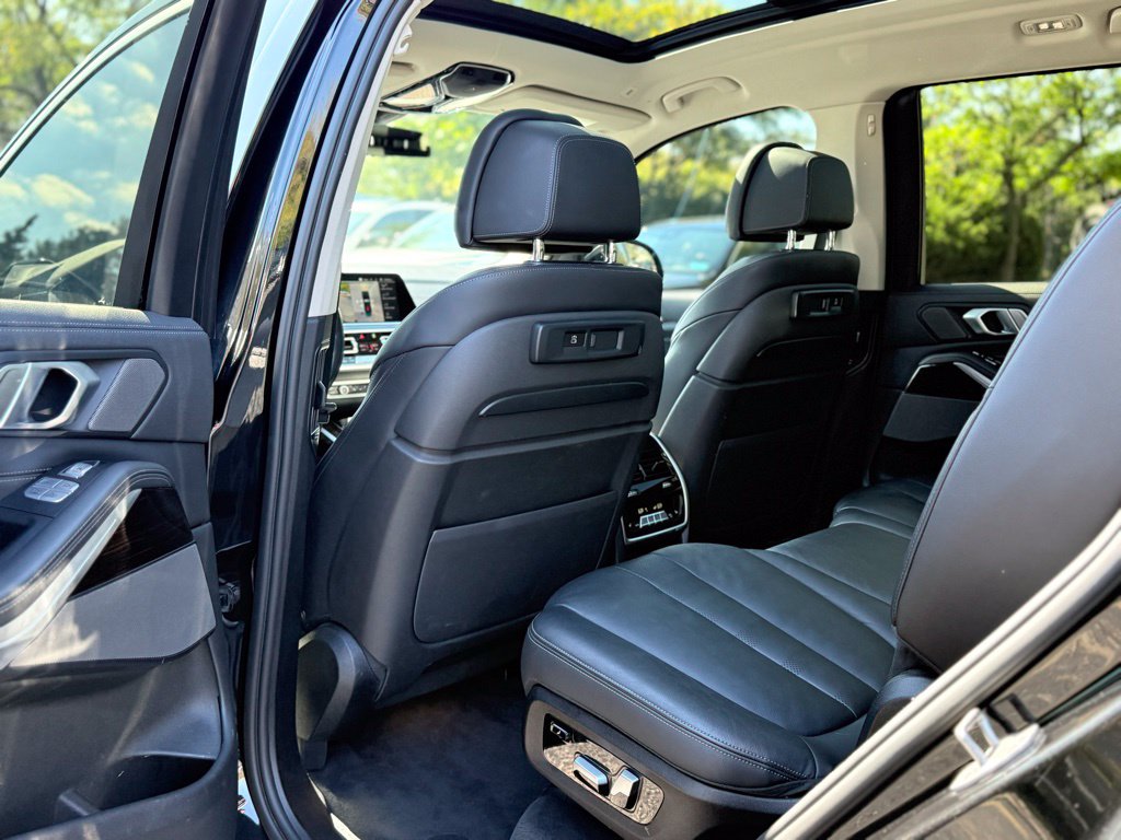 2021 BMW X7 40i - Photo 19