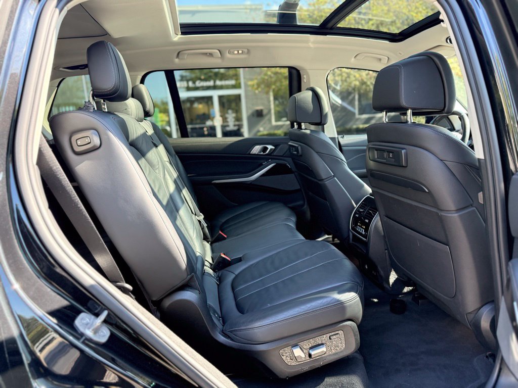 2021 BMW X7 40i - Photo 31