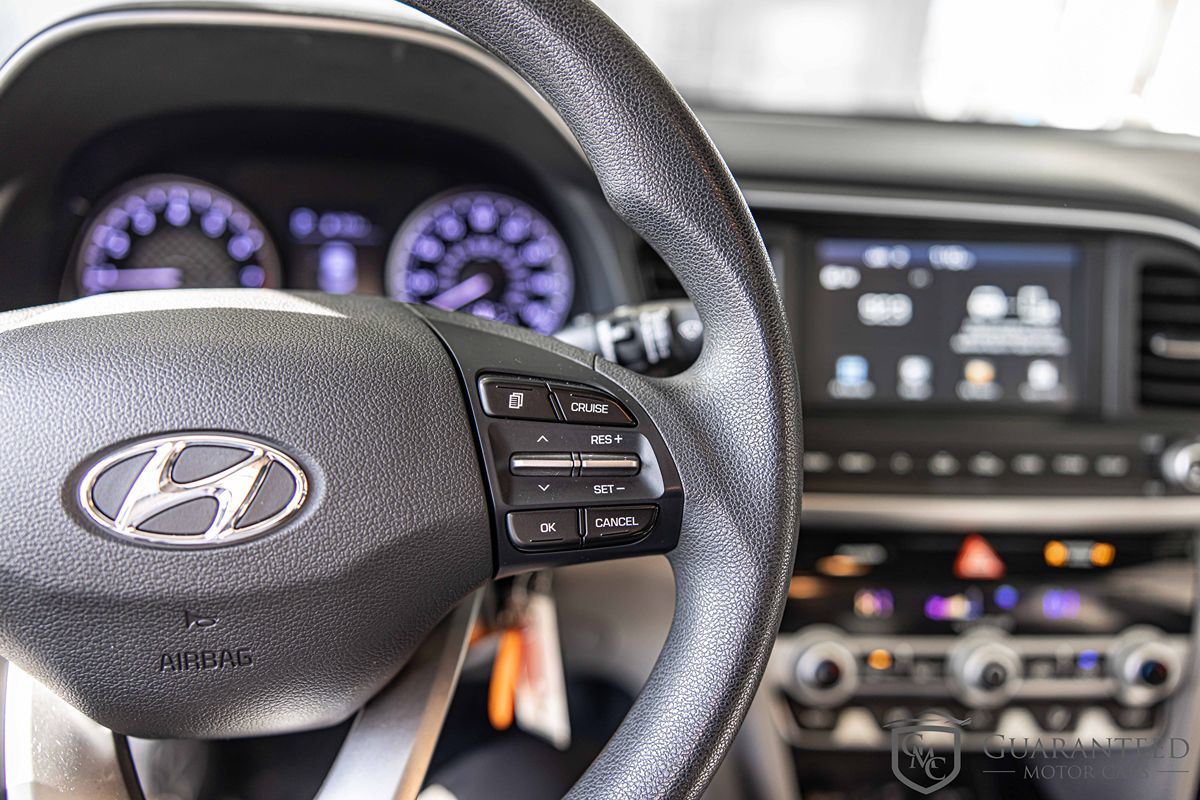 2020 HYUNDAI ELANTRA - Image 24