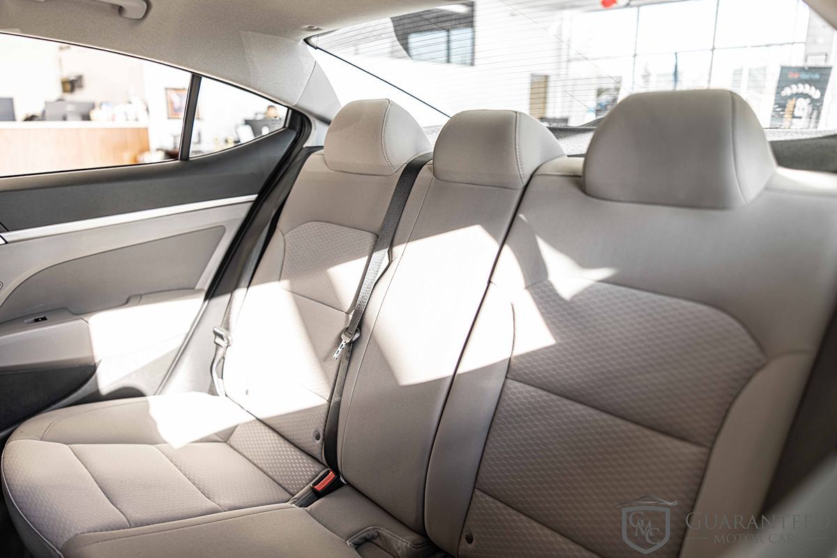 2020 HYUNDAI ELANTRA - Image 29