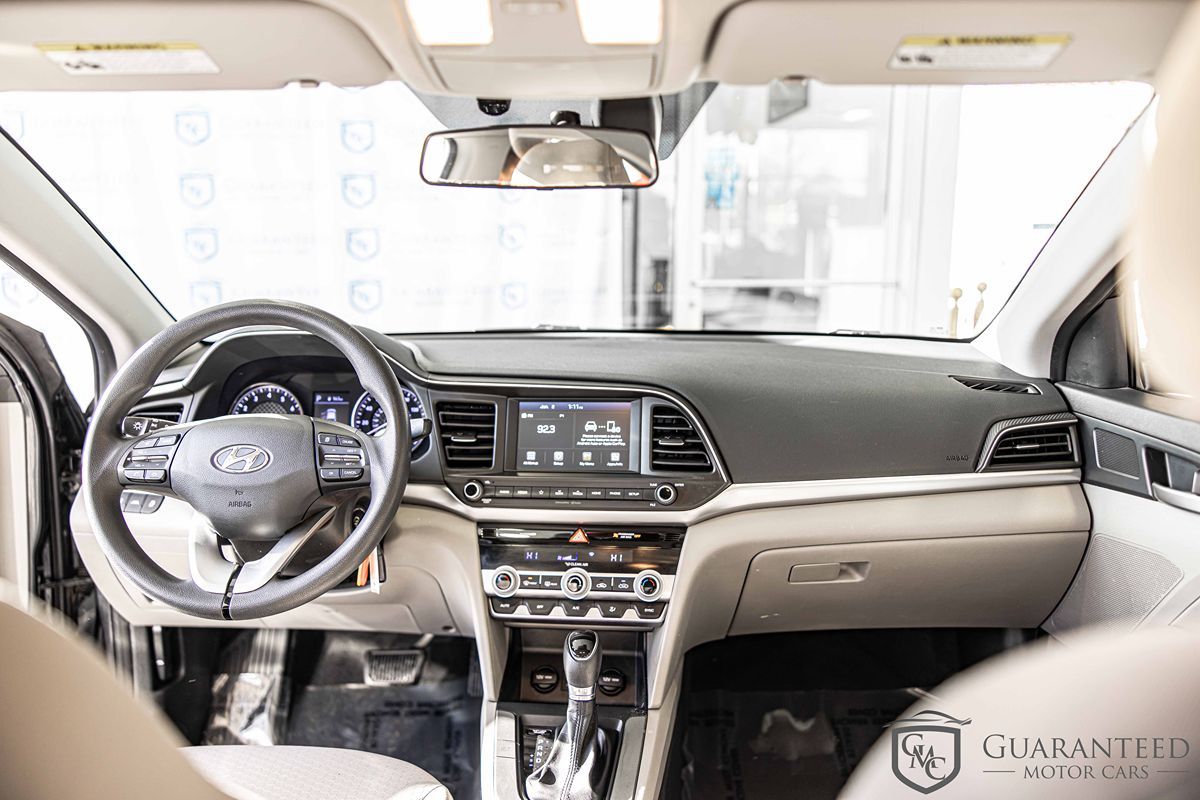 2020 HYUNDAI ELANTRA - Image 32