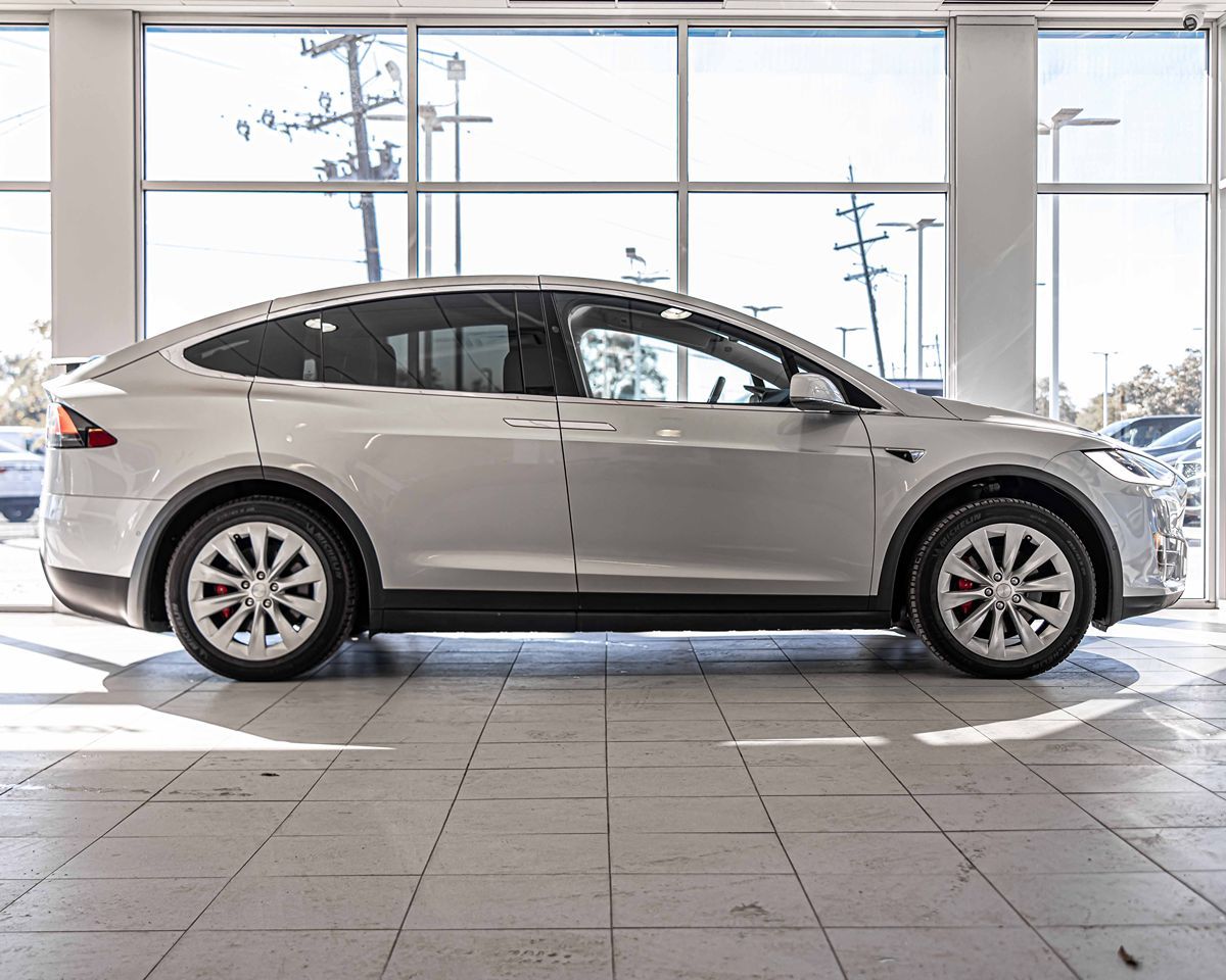 Sold 2016 Tesla Model X P90D in Palos Hills