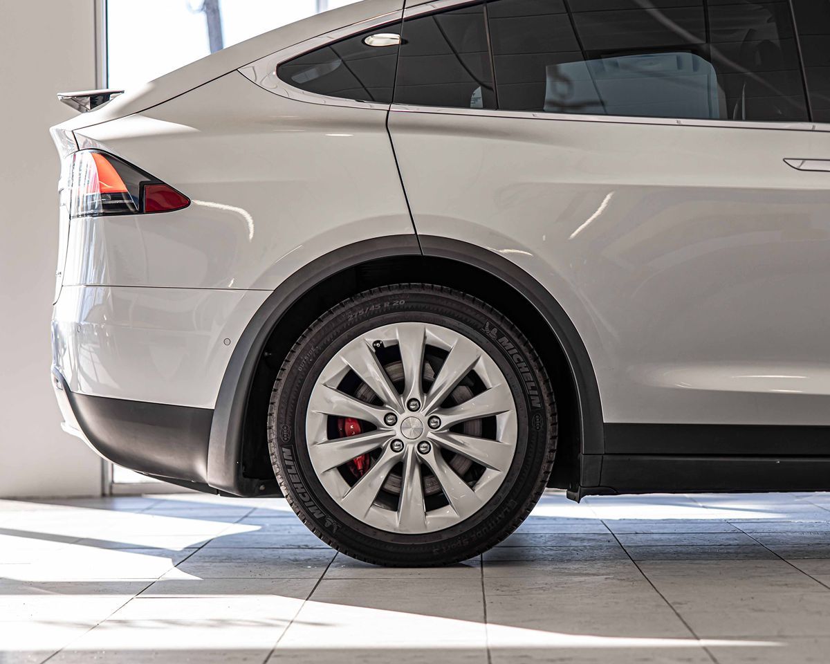 Sold 2016 Tesla Model X P90D in Palos Hills