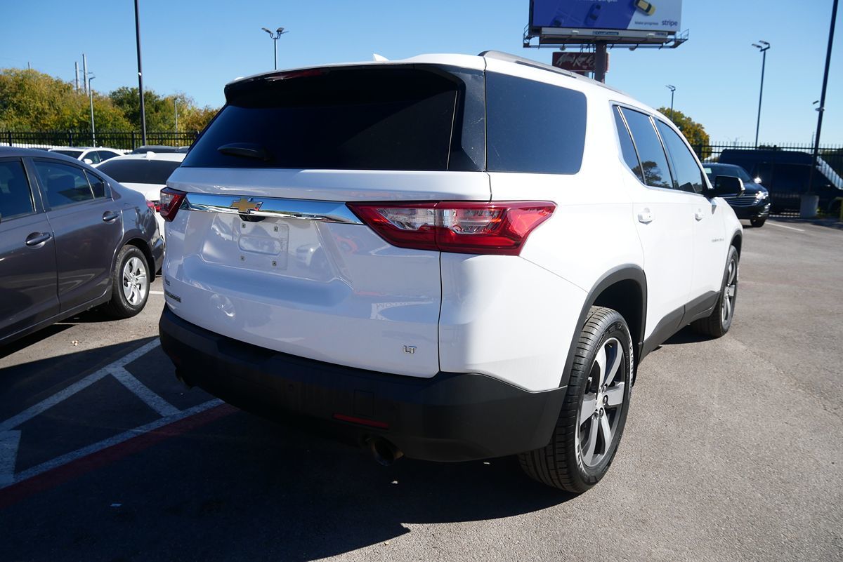 2020 Chevrolet Traverse 3LT photo 4