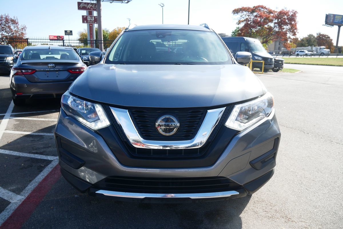 2020 Nissan Rogue SV photo 8