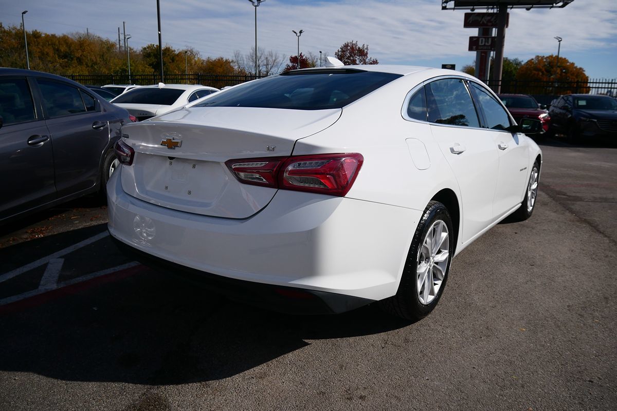 2022 Chevrolet Malibu 1LT photo 4