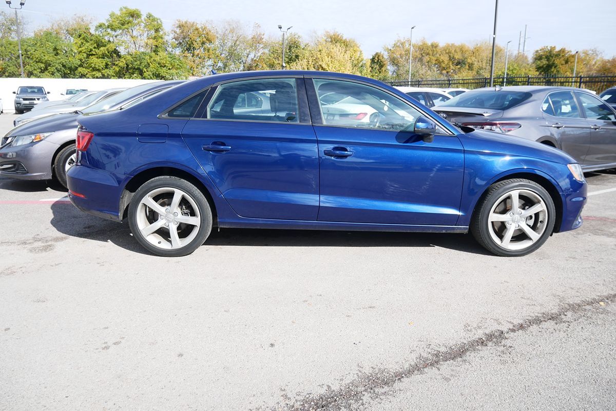 2016 Audi A3 Sedan Premium photo 3