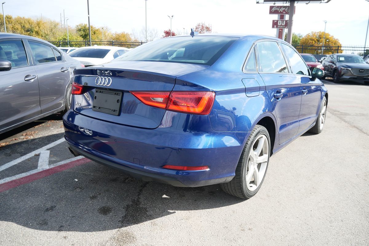 2016 Audi A3 Sedan Premium photo 4