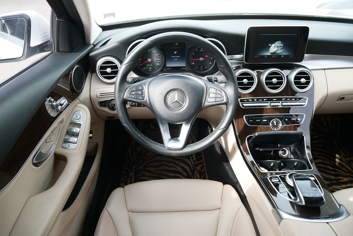 2016 Mercedes-Benz C-Class C300 photo 15