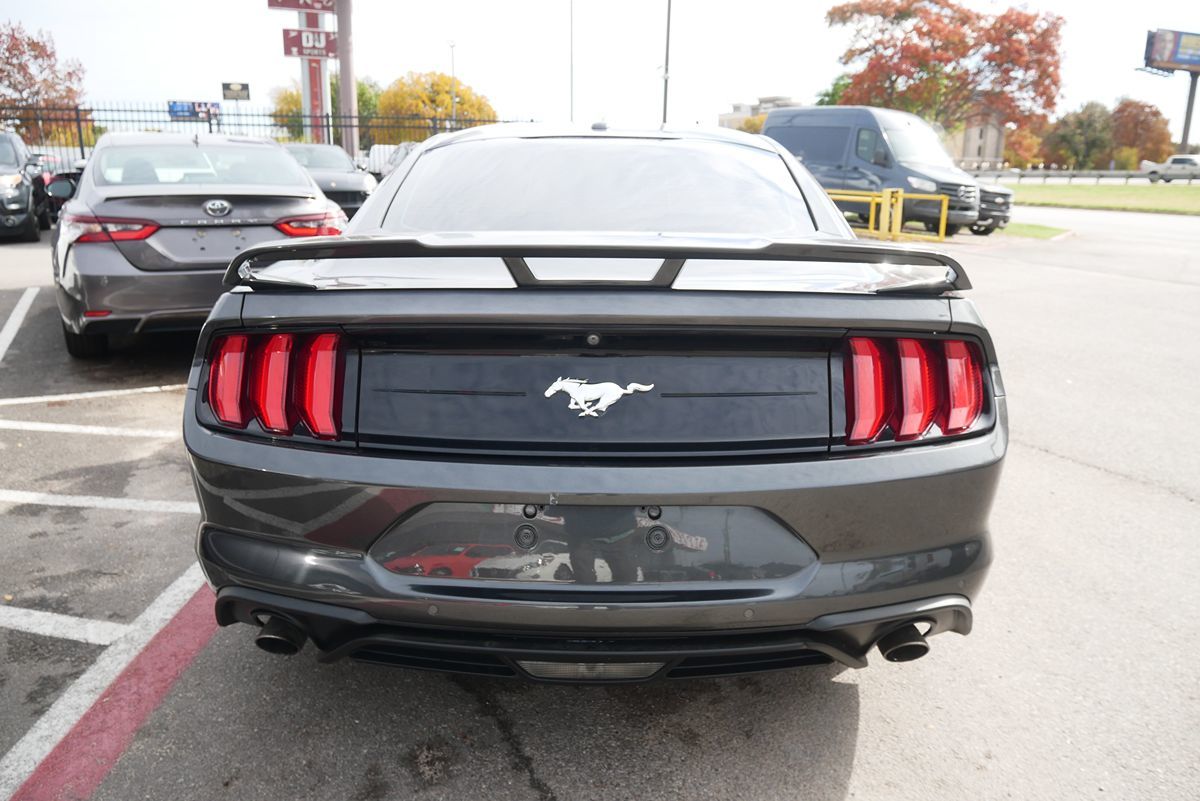 2018 Ford Mustang EcoBoost Premium photo 5