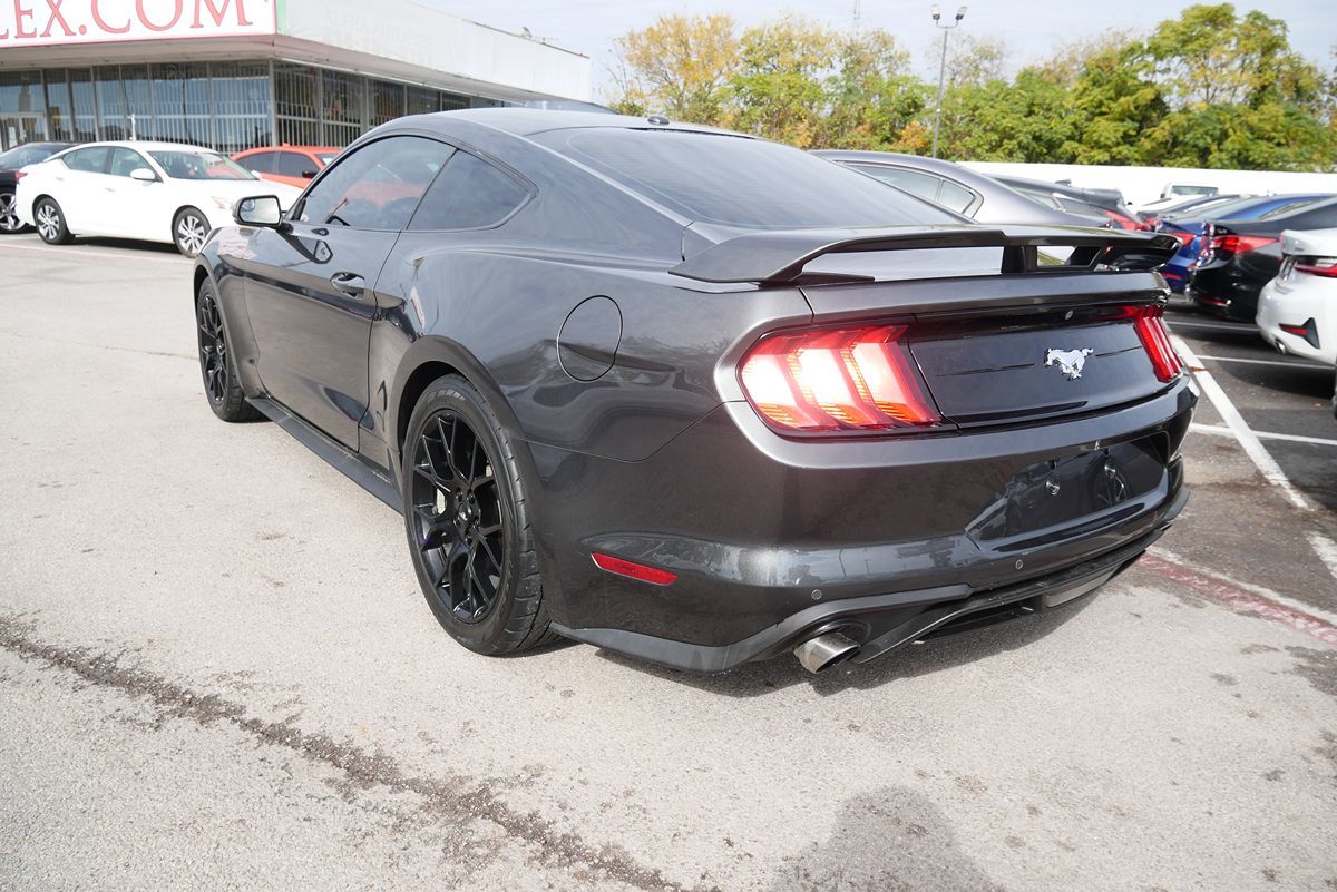 2018 Ford Mustang EcoBoost Premium photo 6