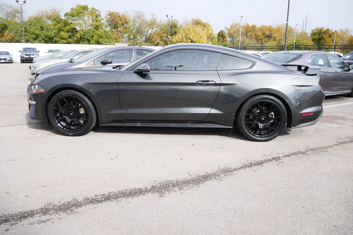 2018 Ford Mustang EcoBoost Premium photo 7