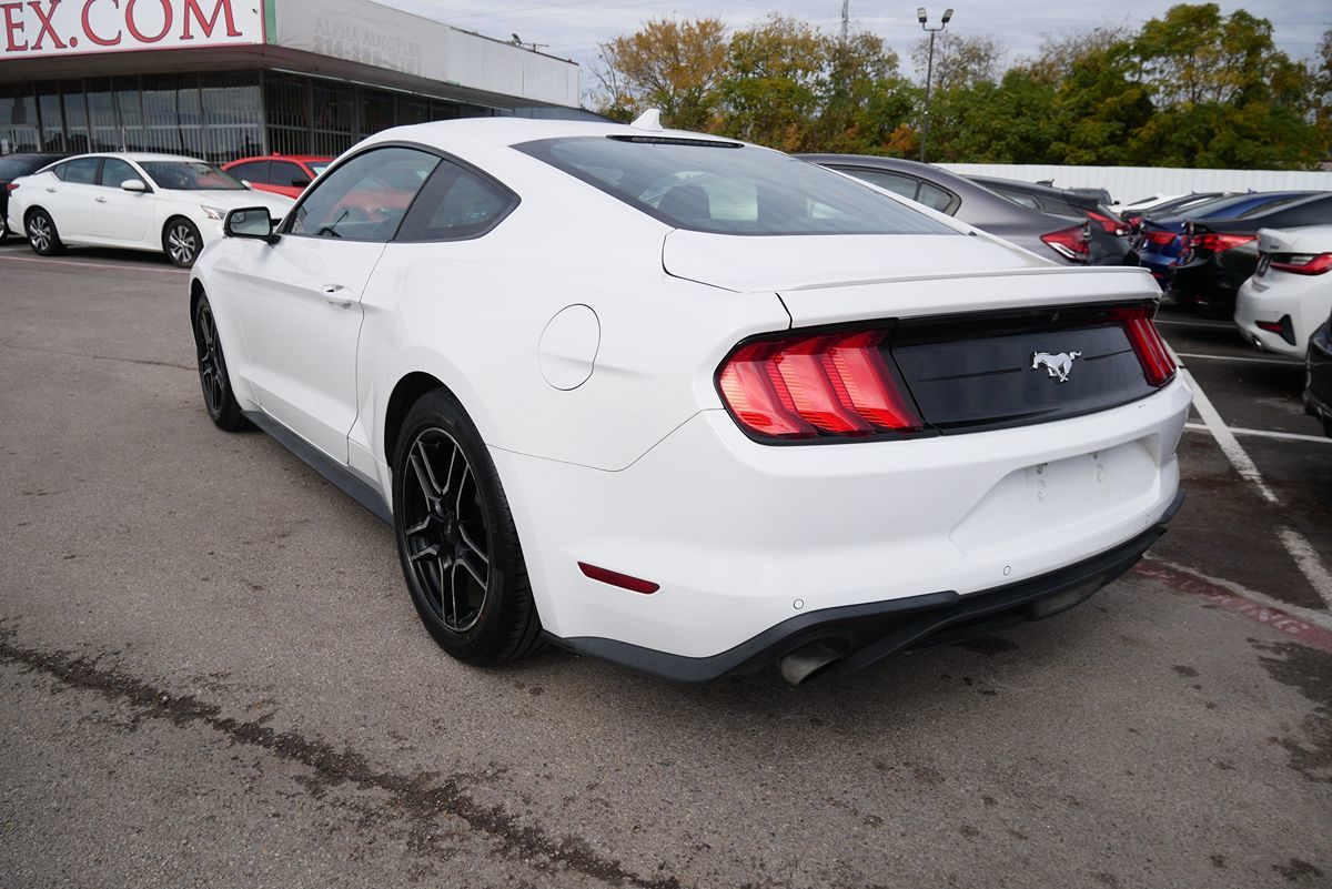 2020 Ford Mustang EcoBoost Premium photo 6