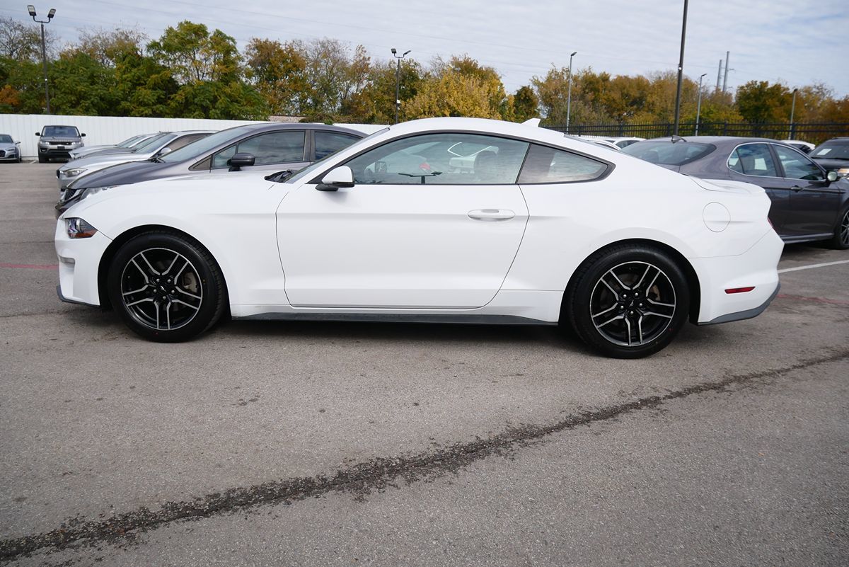 2020 Ford Mustang EcoBoost Premium photo 7